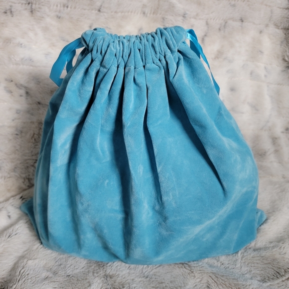 White Rabbit Makeup Clutch Spectrum Collections X Disney - Picture 14 of 16